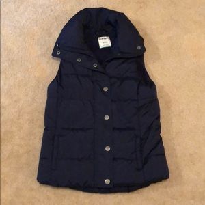 Old navy xs puffer vest, worn once
